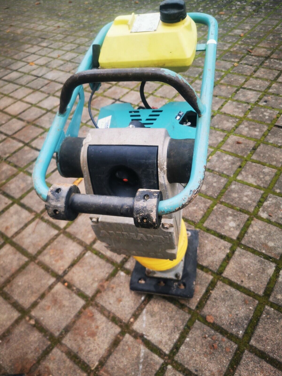 Stampfer Ammann Motorstampfer Baujahr 2011 – Bild 4