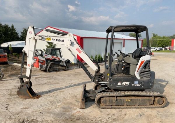 Minibagger Gummi Hydraulik 2018 Bobcat E35Schild Aux Diesel